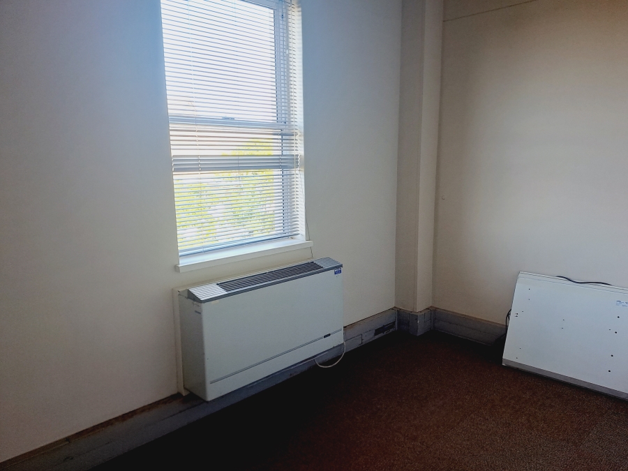 To Let commercial Property for Rent in Rosenpark Western Cape